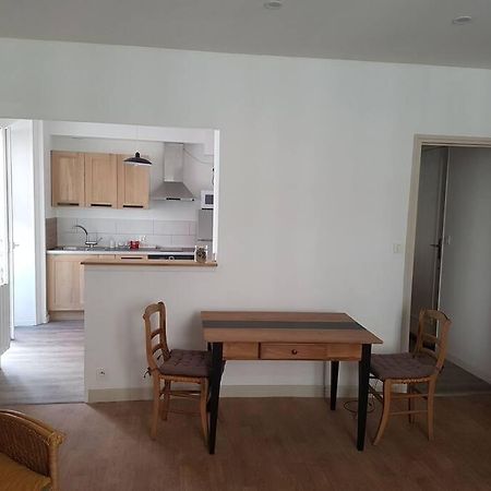 Agreable Appartement Lumineux Au Centre-Ville Oyonnax Eksteriør billede